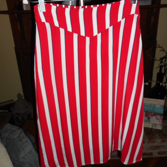 BOGO FREE, NWOT Modcloth Collectif red, white, navy stripe skirt, 6 - Picture 2 of 5